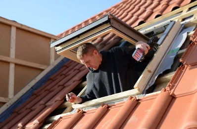 Pose de fenêtres de toit Velux à Aillas